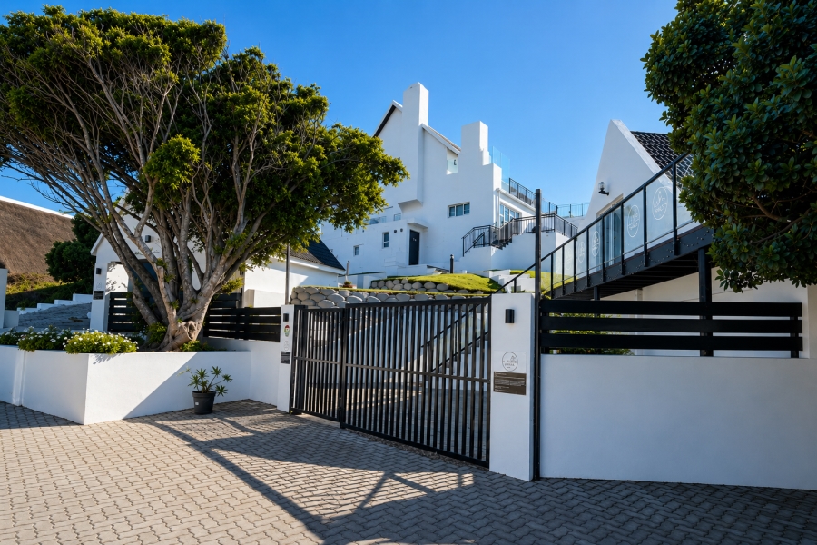 5 Bedroom Property for Sale in St Francis Bay Village Eastern Cape